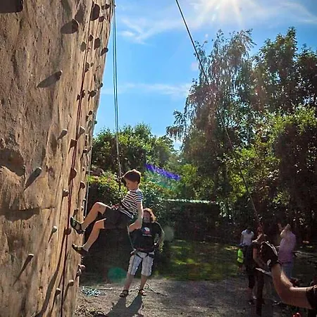 Cakle بيت شباب Ústí nad Orlicí